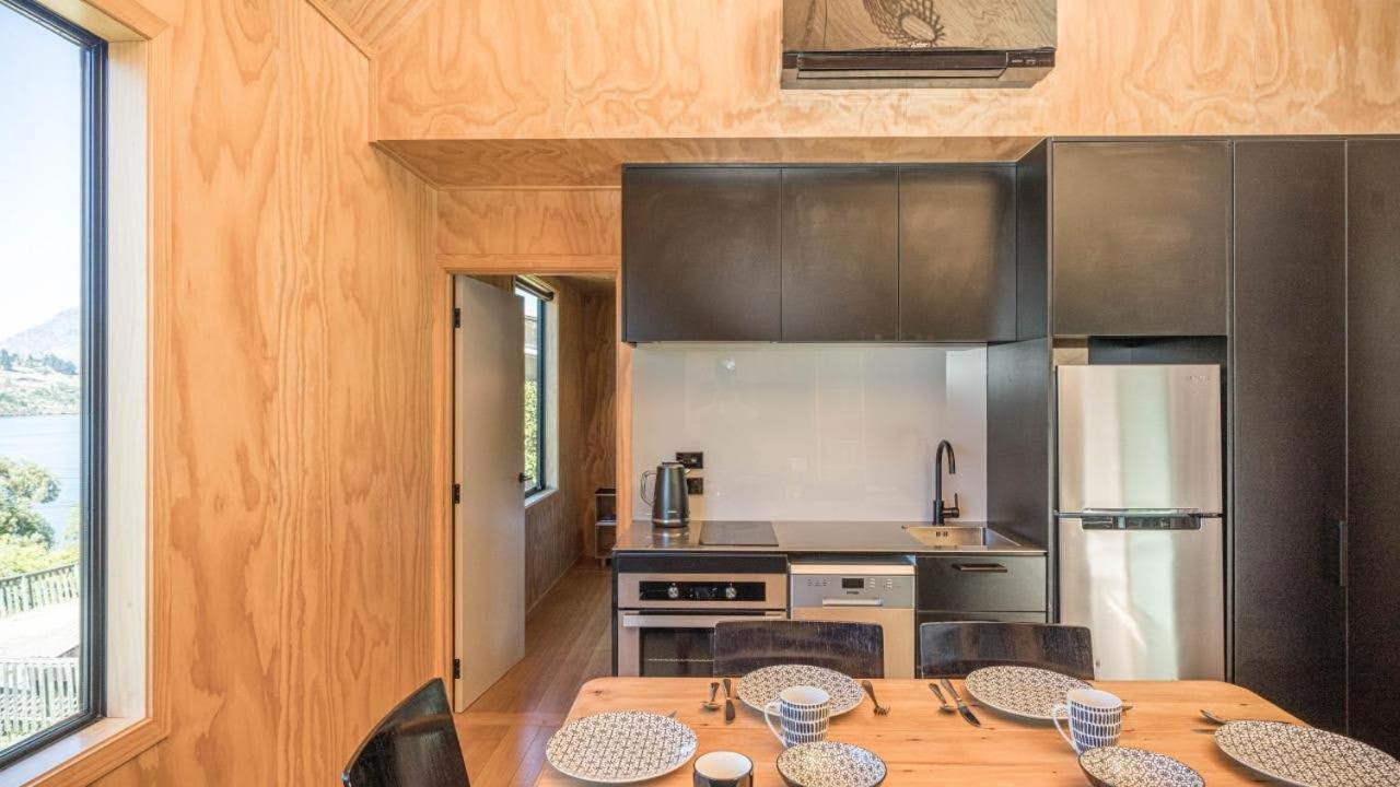 Picture Perfect - Queenstown Holiday Home Екстериор снимка